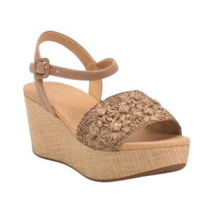 CHOCOLAT BLU Toast Yizzy Wedge Sandals